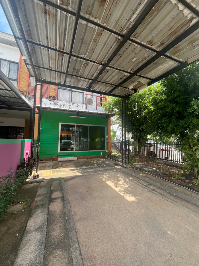 รูป ขายบ้านมงคล เลขที่ 27 หมู่บ้านดิเอ็นเทอร์  เนื้อที่ดิน 43.6 ตารางวา ถนนกาญจนาภิเษก39แยก /ซอยกิ่งแก้ว25/1 - รูปที่ 4/10