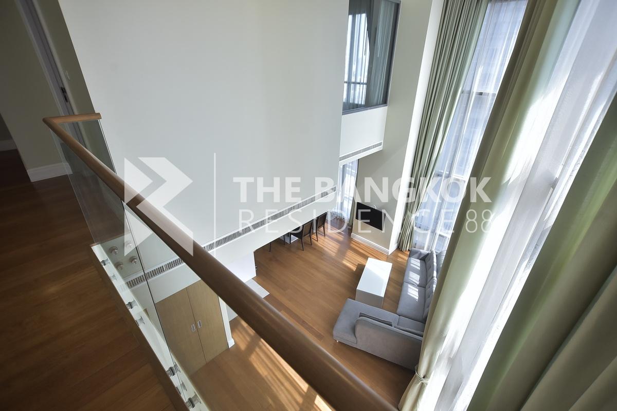 picture Premium Luxury Condo in Prime Location Bright 24 - 3/10