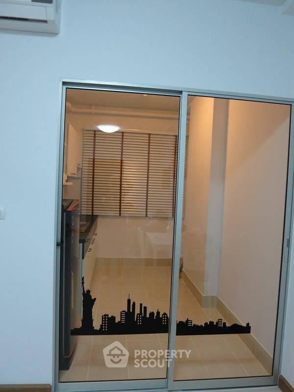 picture 1-BR Condo at Supalai Park Asoke Ratchada near MRT Phra Ram 9 (ID 663889) - 4/9