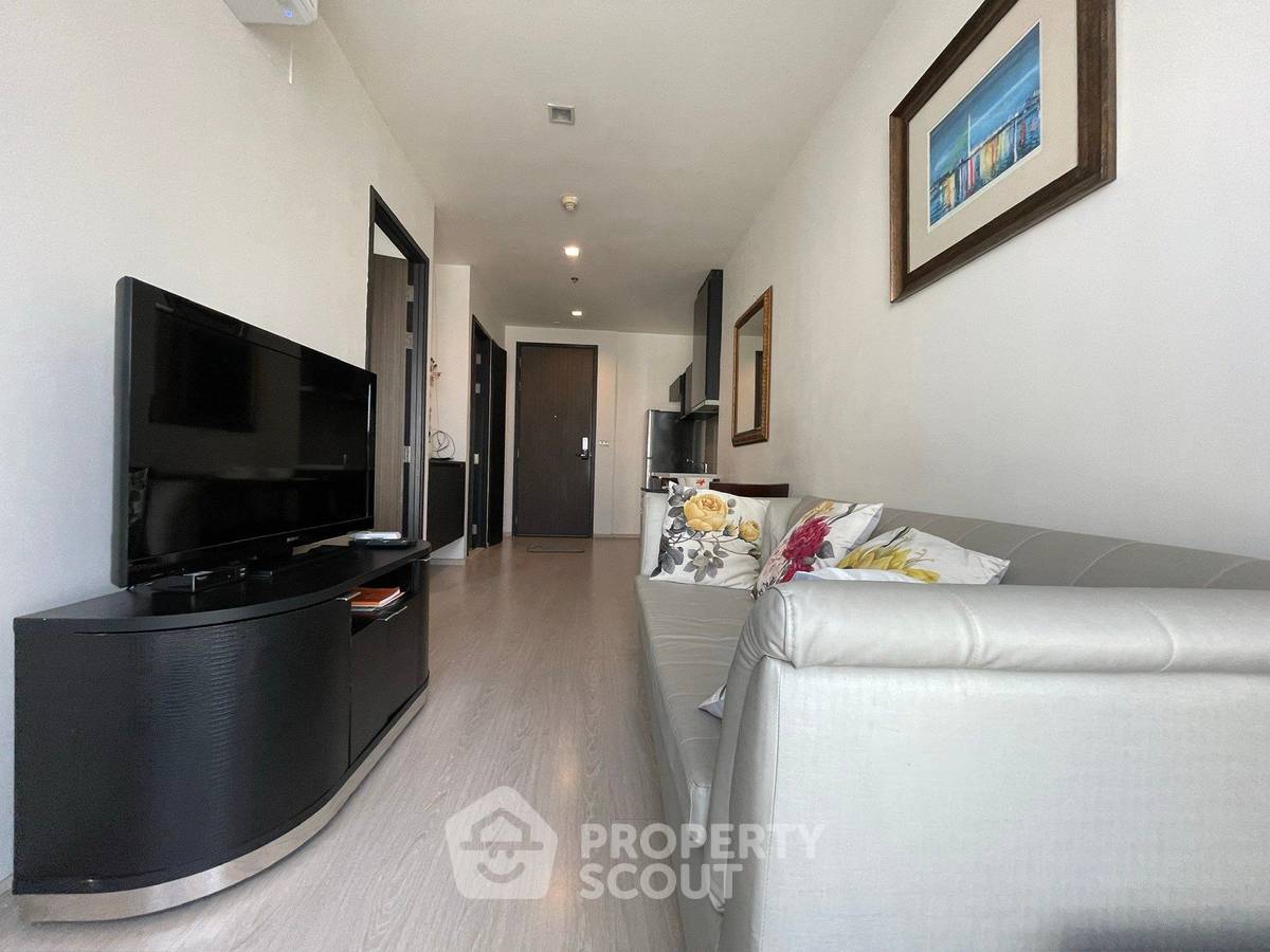 picture 1-BR Condo at Rhythm Sukhumvit 44/1 near BTS Phra Khanong (ID 2140827) - 3/9