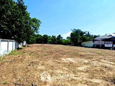 Land for sale Northern Region Industrial Estate Lamphun : 1,512 m² Land for Sale in Saraphi (ID 2950803)
