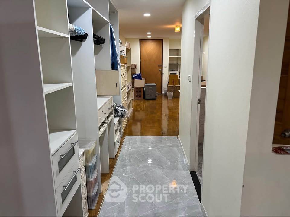 รูป คอนโด 2-ห้องนอน ที่ ณุศา สเตท ทาวเวอร์ คอนโดมิเนียม ใกล้ BTS สะพานตากสิน (ID 2659765) - รูปที่ 8/11