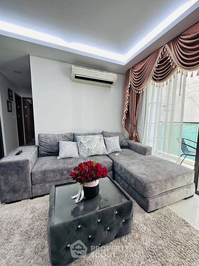 รูป คอนโด 2 ห้องนอน ขนาด 64 ตร.ม. ขาย Club Royal Condominiums นาเกลือ (ID 2080881) - รูปที่ 2/13