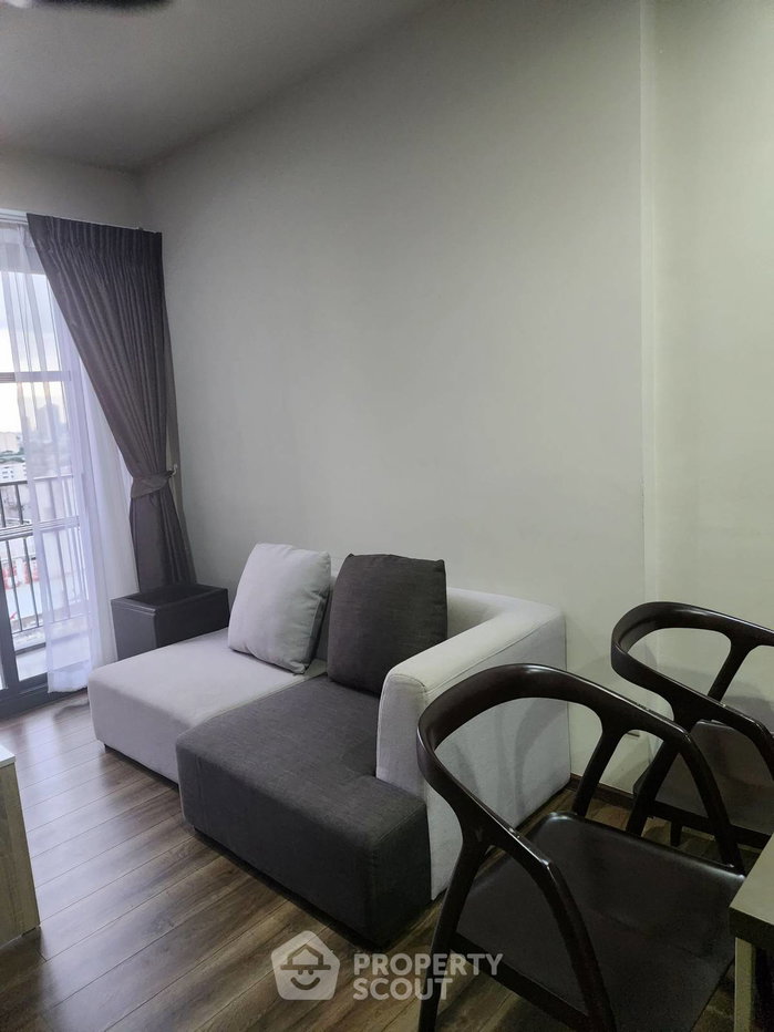 picture High-Floor 1-BR 40 Sqm Onyx Phahonyothin, 200m to BTS Saphan Khwai (ID 1698429) - 1/9