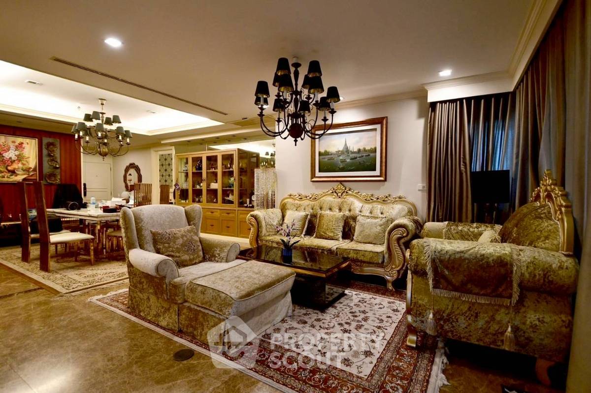 picture 3-BR Condo at Sathorn Gardens near MRT Si Lom (ID 2827925) - 4/26