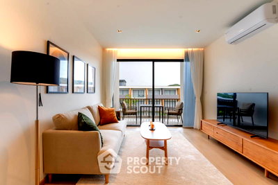 คอนโดให้เช่า : คอนโด 2 ห้องนอน ให้เช่า Sunshine Prestige Condominium ใกล้ The Venezia (ID 2349977)