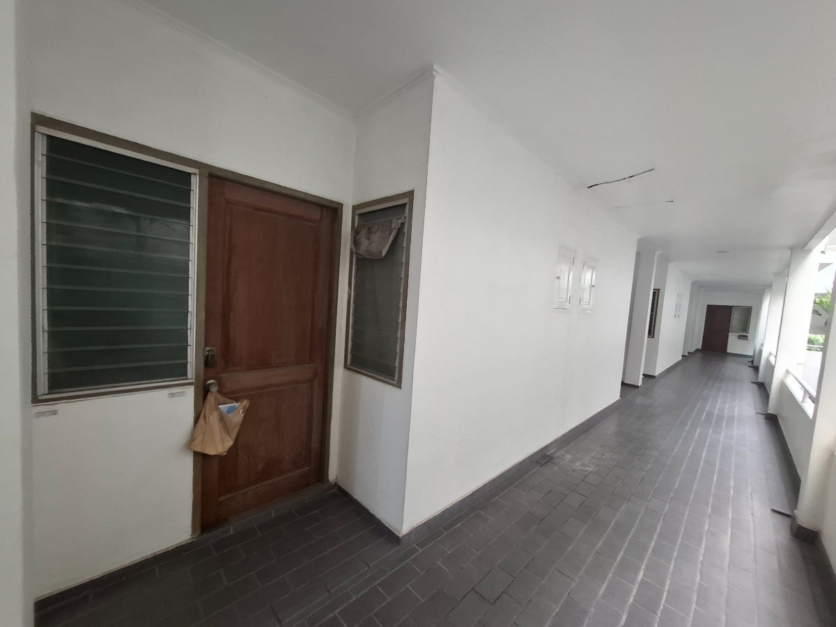 รูป BL134| คอนโดมิเนียม บ้านสวนลลนา พัทยา ตึก ทรงสเปน ใกล้ชายหาดจอมเทียน ไม่ถึง 1 กม.หนองปรือ บางละมุง	ชลบุรี   (ราคา 950,000 บาท )  - รูปที่ 14/27