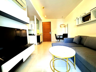 คอนโดให้เช่า : 🚆 LineID: @RizzEstate (With@) | 💎Beverly 33💎• BTS PhromPhrong • Fully Furnished • Ready to Move In