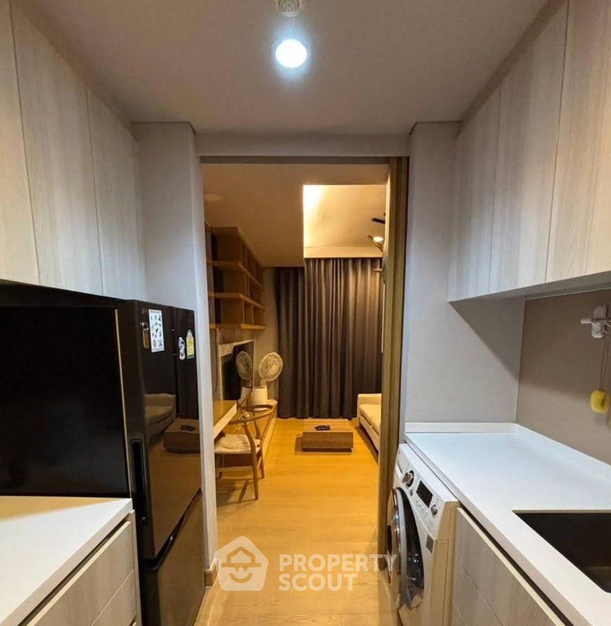 picture 2-BR Condo at The Lumpini 24 near BTS Phrom Phong (ID 2528188) - 3/3