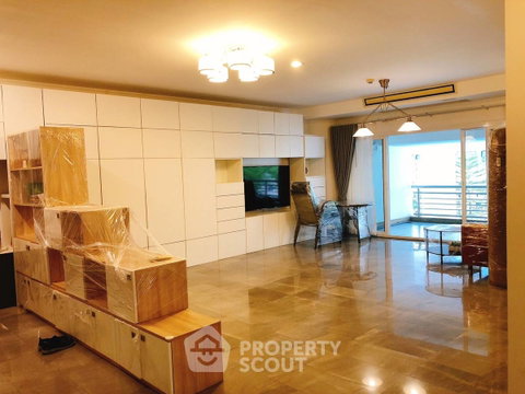คอนโด 2-ห้องนอน ที่ เลอ รัฟฟิเน่ สุขุมวิท 24 คอนโดมิเนียม ใกล้ BTS พร้อมพงษ์ (ID 2005526)