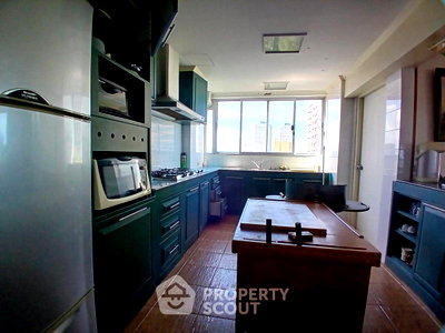 ขายคอนโด : คอนโด 4 ห้องนอน 250 ตร.ม. ขาย The Royal Princess Condo โซนหนองแก (ID 1560289)