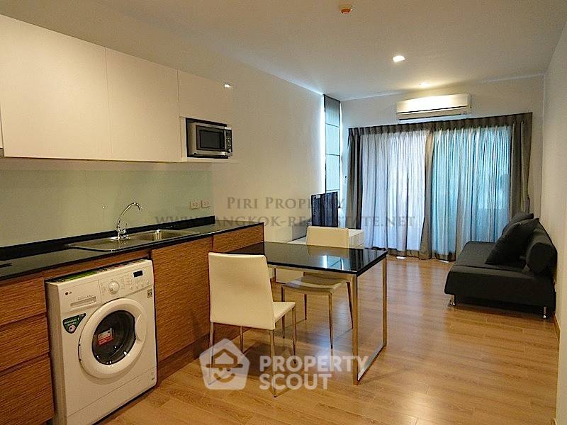 picture 1-BR Condo at The Seed Musee Sukhumvit 26 near BTS Phrom Phong (ID 513231) - 2/6
