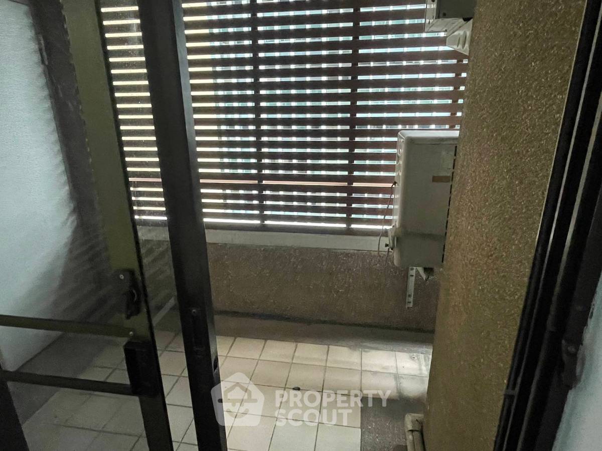รูป คอนโด 1-ห้องนอน ที่ อโศก ทาวเวอร์ คอนโดมิเนียม ใกล้ MRT เพชรบุรี (ID 2683377) - รูปที่ 5/6
