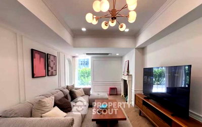 Condos for sale Sukumvit 39 : 3-BR Condo at Supalai Place Sukhumvit 39 near BTS Phrom Phong (ID 2922235)