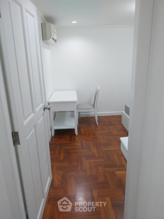 picture 2-BR Condo at Acadamia Grand Tower near BTS Phrom Phong (ID 1957578) - 9/18