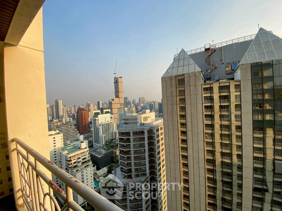 รูป คอนโด 2-ห้องนอน ที่ อโศก เพลส ใกล้ MRT สุขุมวิท (ID 2942126) - รูปที่ 3/16