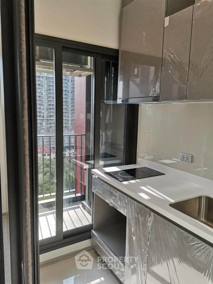 picture Studio Condo at Life Asoke Hype near ARL Makkasan (ID 2528762) - 4/6