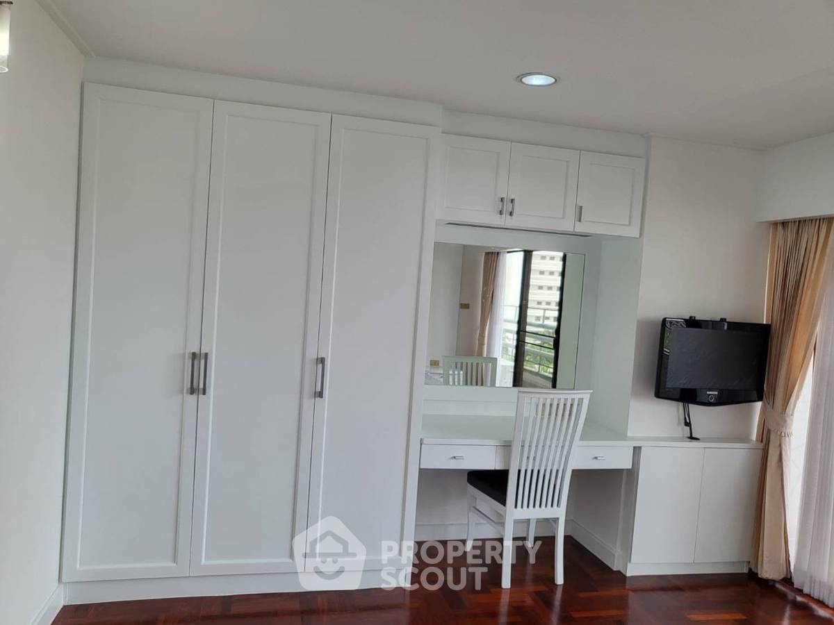 picture 3-BR Condo at Richmond Palace Condominium near BTS Phrom Phong (ID 1576118) - 8/20