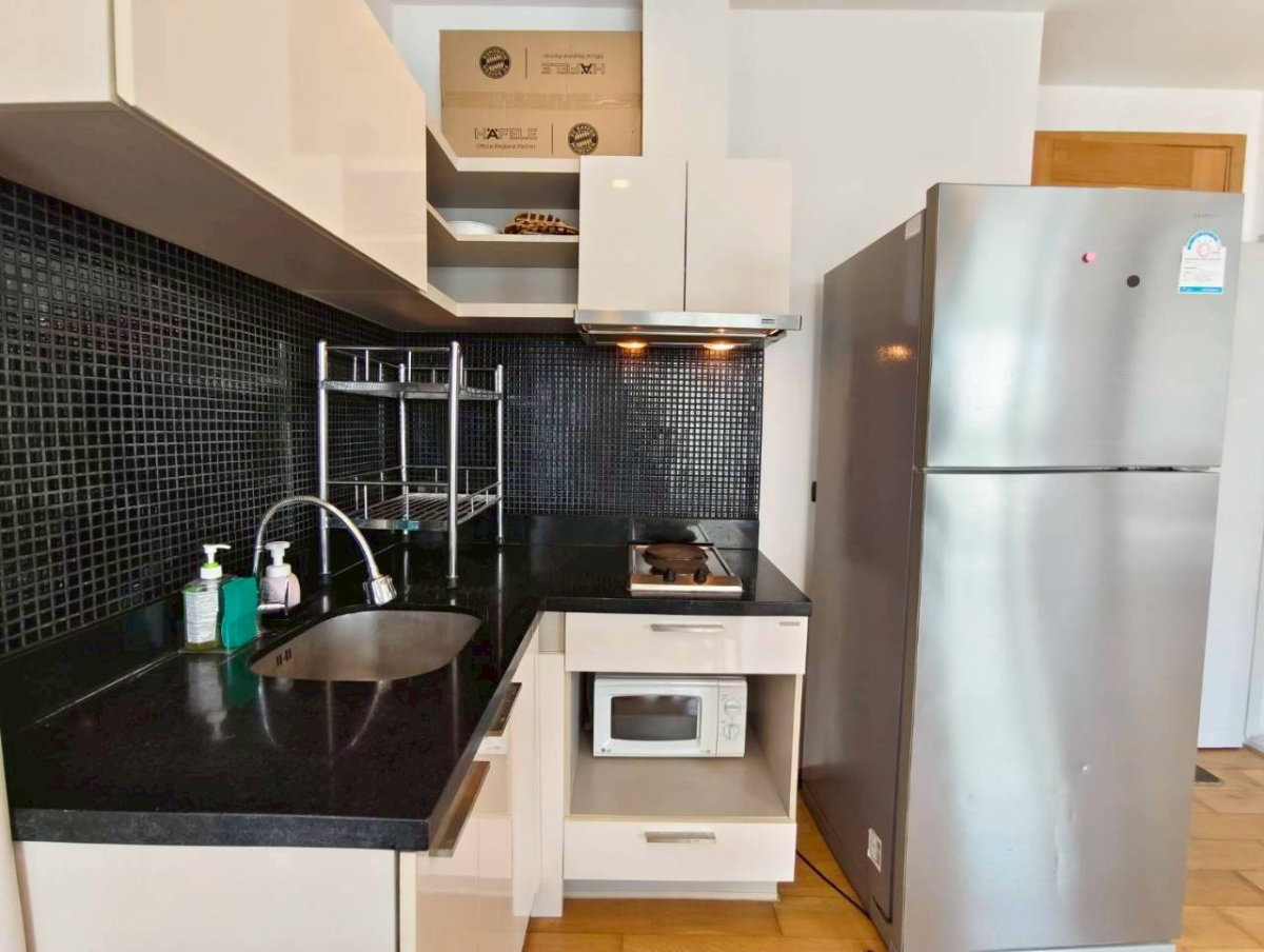 picture OMG919  [ Fuse Sathorn - Taksin ] Nice 1 Bedroom Corner unit / For RENT 4-Jun-26 - 4/10
