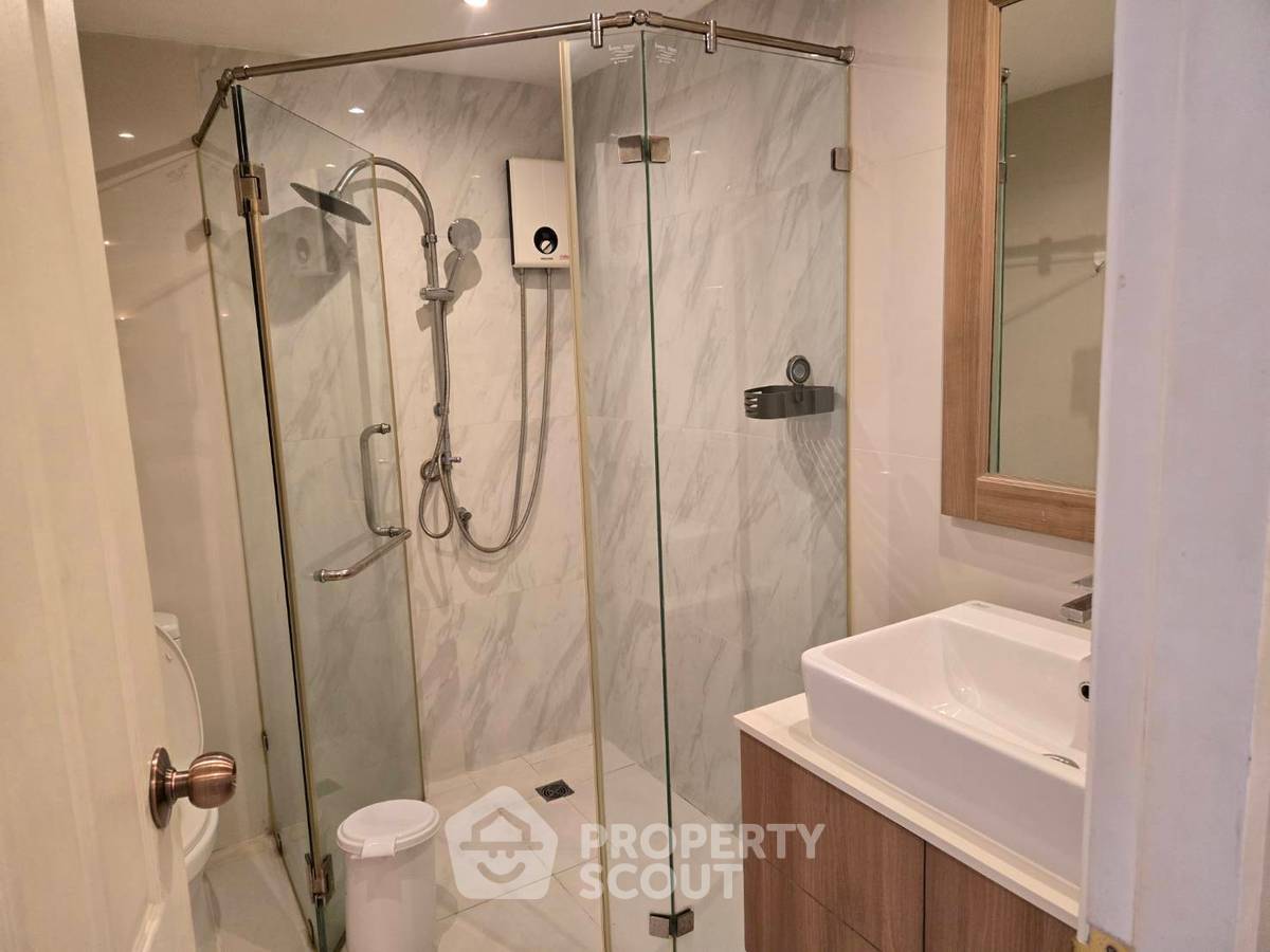 picture 3-BR Condo at Siam Condominium near MRT Phra Ram 9 (ID 2470686) - 11/11