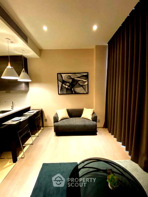 Condos for rent : High-Floor 1-BR 47 Sqm At The Esse Asoke, MRT Sukhumvit (ID 1474867)