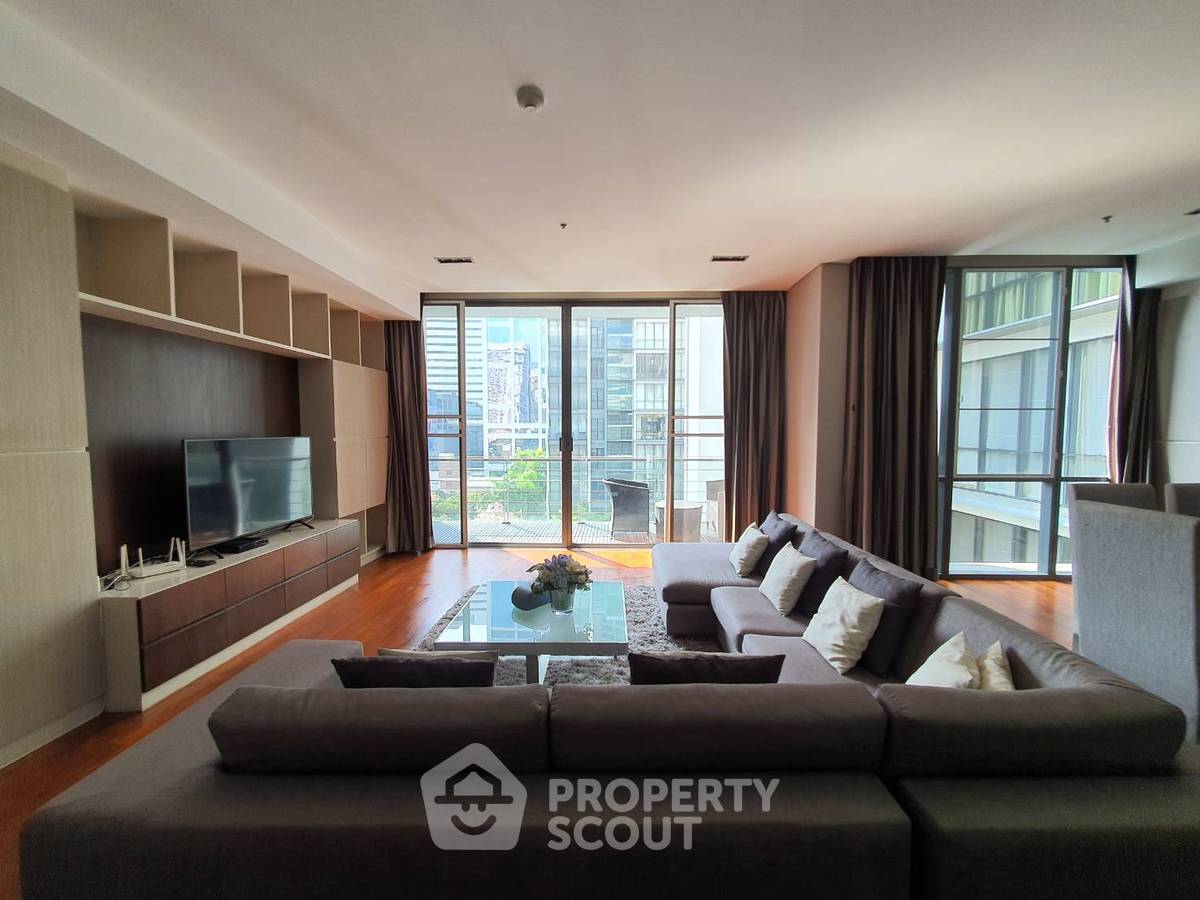 รูป คอนโด 3-ห้องนอน ที่ โดมัส คอนโดมิเนียม ใกล้ BTS อโศก (ID 2084008) - รูปที่ 1/10