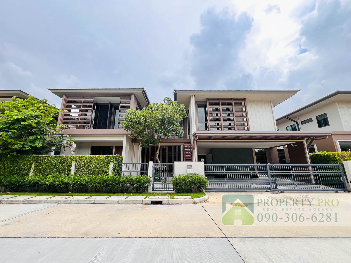 รูป ขาย บ้าน บุราสิริ กรุงเทพกรีฑา บ้านเดี่ยว 4 ห้องนอน 77 ตรว 330 ตรม บ้านใหม่ เฟอร์นิเจอร์ครบ มีห้องแม่บ้าน ใกล้ รามคำแหง พระราม 9 ลาดพร้าว : MF26S-004 - รูปที่ 1/40