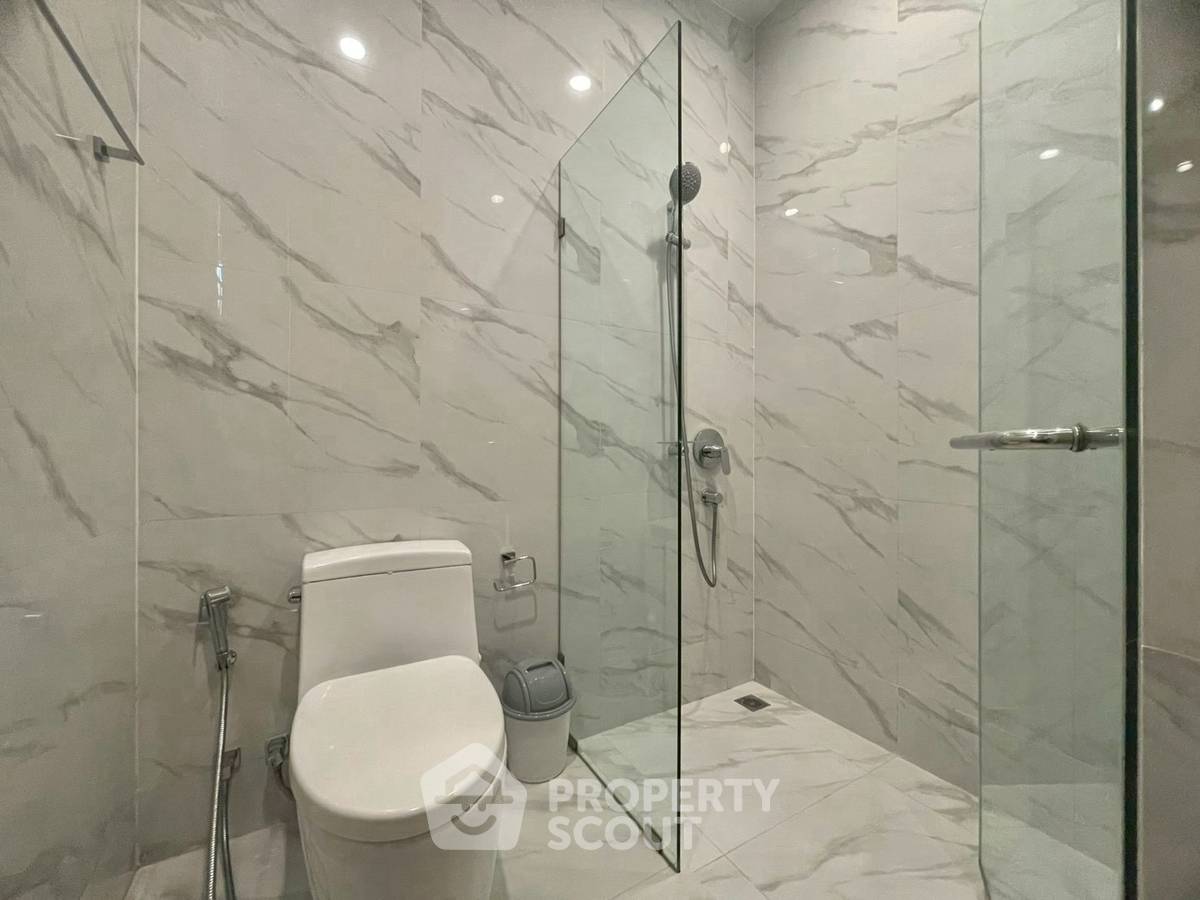 รูป คอนโด 1-ห้องนอน ที่ โนเบิล บีอี ไนน์ทีน สุขุมวิท ใกล้ BTS นานา (ID 2828514) - รูปที่ 7/9