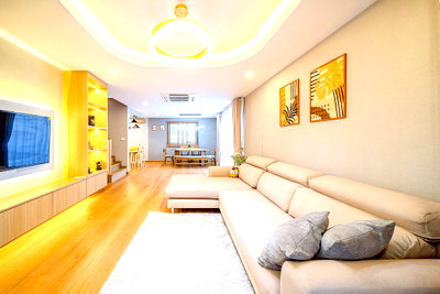 Houses for sale Bang Lamung Chonburi : Pool Villa for Sale East Pattaya Fully Furnished