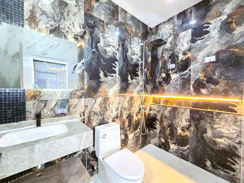 picture Modern Luxury Single House for Sale East Pattaya - 9/13