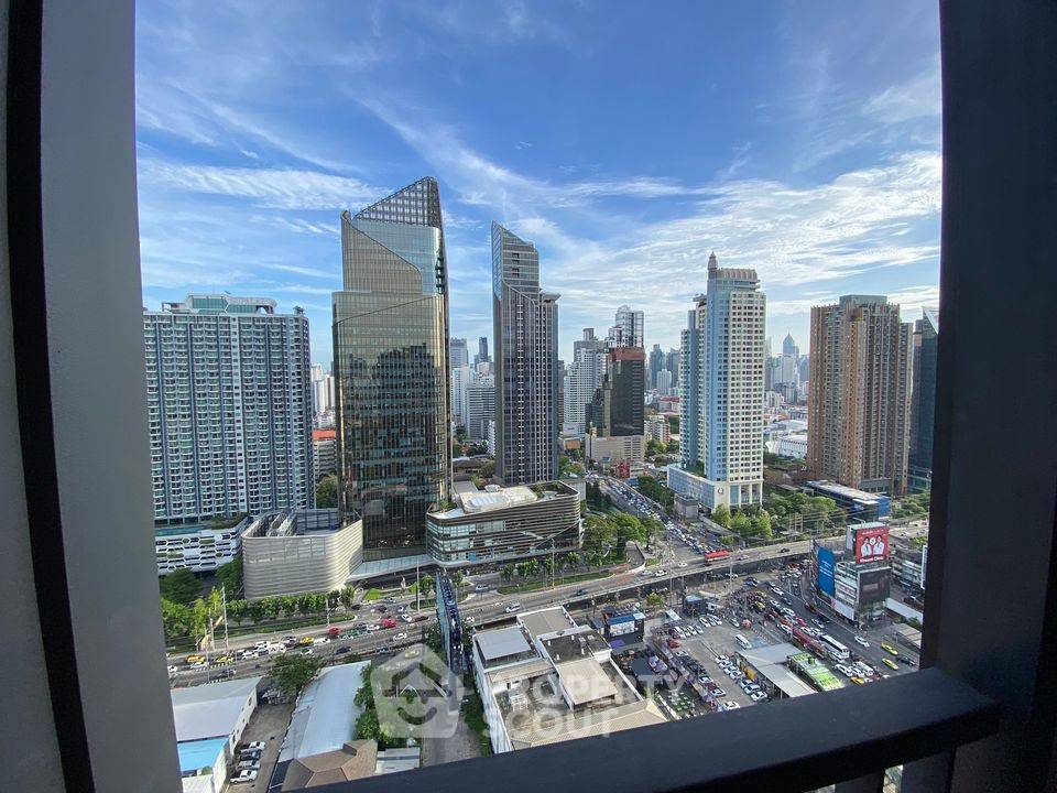 picture Well-Priced 1-BR At Life Asoke, 30th Floor • 300m to ARL Makkasan (ID 1146815) - 11/11