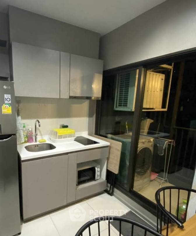 picture 1-BR Condo at Life Asoke - Rama 9 near MRT Phra Ram 9 (ID 2705891) - 2/4