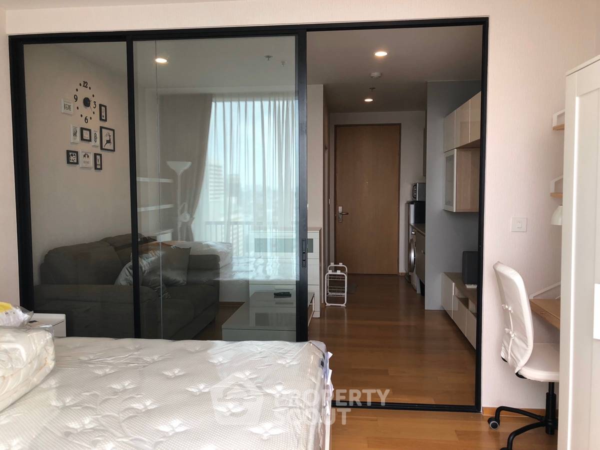 picture 23rd-Floor 1-BR Condo At Noble Revo Silom, 200m To BTS Surasak (ID 825741) - 3/7