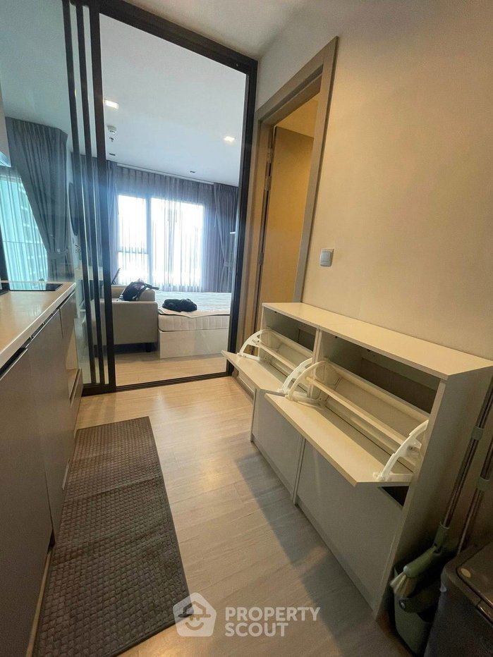 picture Studio Condo at Life Asoke - Rama 9 near MRT Phra Ram 9 (ID 2242601) - 6/10