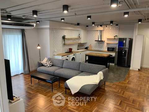 คอนโด 3-ห้องนอน ที่ ริชมอนด์ พาเลส คอนโดมิเนียม ใกล้ BTS พร้อมพงษ์ (ID 993902)
