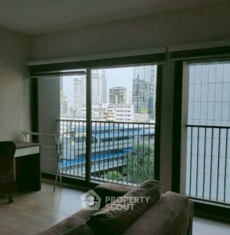 picture Studio Condo at Noble Remix near BTS Thong Lor (ID 2307414) - 5/7