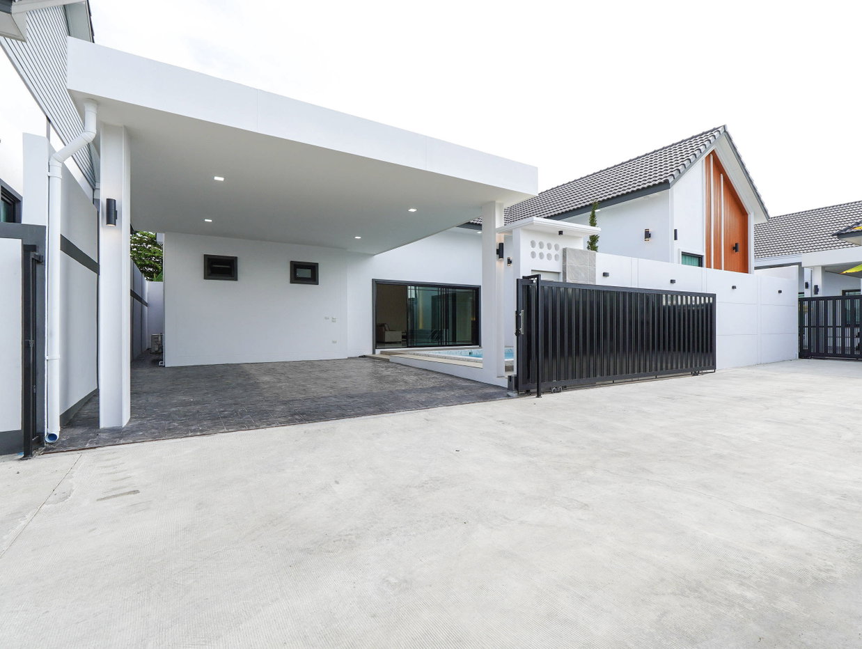 รูป Pool Villa for Sale Thung Klom East Pattaya Investment - รูปที่ 25/25