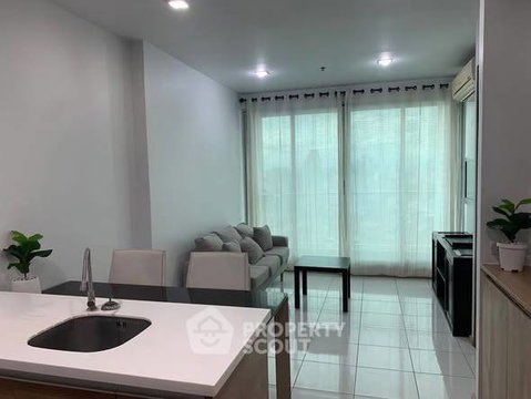 คอนโด 1-ห้องนอน ที่ ริธึ่ม สุขุมวิท 50 ใกล้ BTS อ่อนนุช (ID 2720840)