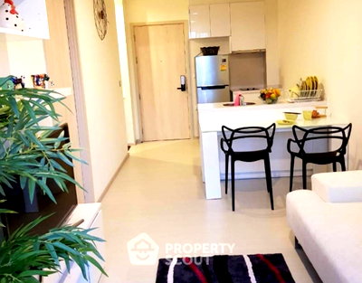 คอนโดให้เช่า : คอนโด 1-ห้องนอน ที่ ริทึ่ม สุขุมวิท42 ใกล้ BTS เอกมัย (ID 2541890)