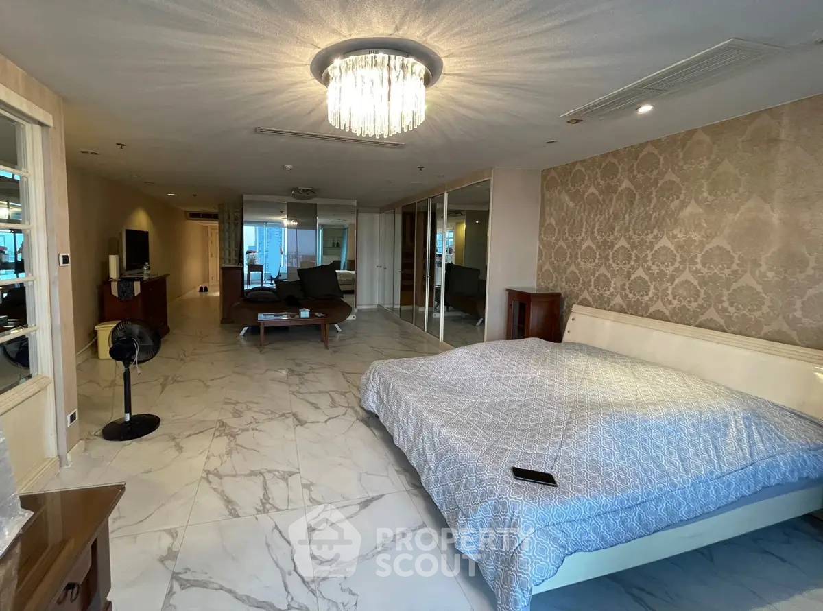 picture Studio Condo at Icon 3 Condominium close to Thong Lo (ID 2866637) - 1/5
