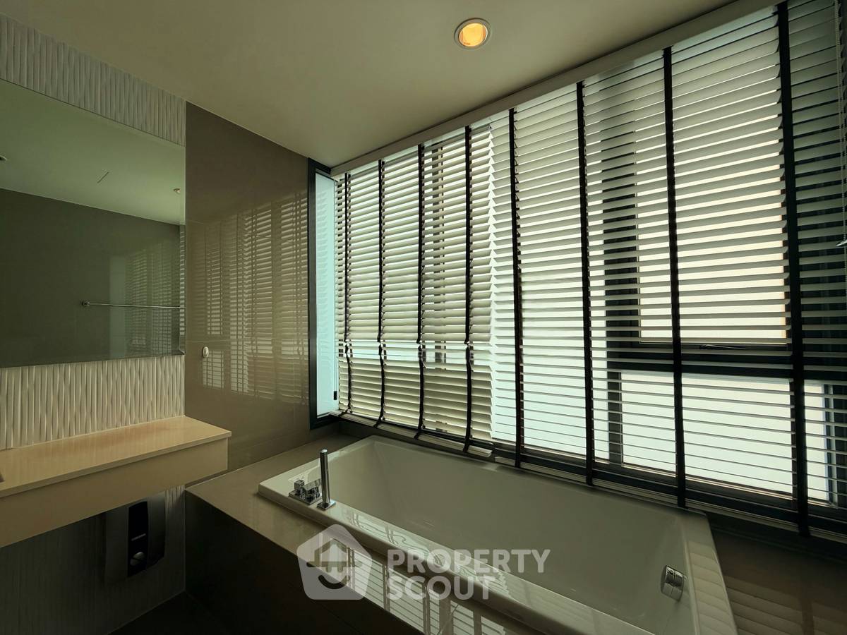 รูป คอนโด 2-ห้องนอน ที่ ริทึ่ม สุขุมวิท42 ใกล้ BTS เอกมัย (ID 2839618) - รูปที่ 10/11