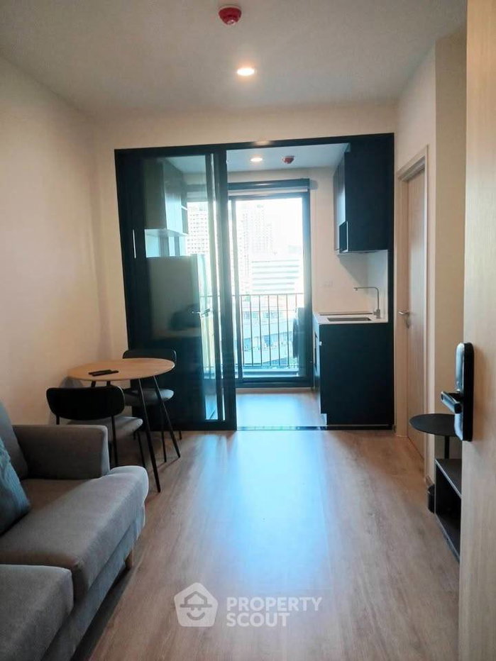 picture 1-BR Condo at Nue District R9 near MRT Phra Ram 9 (ID 2857765) - 6/13