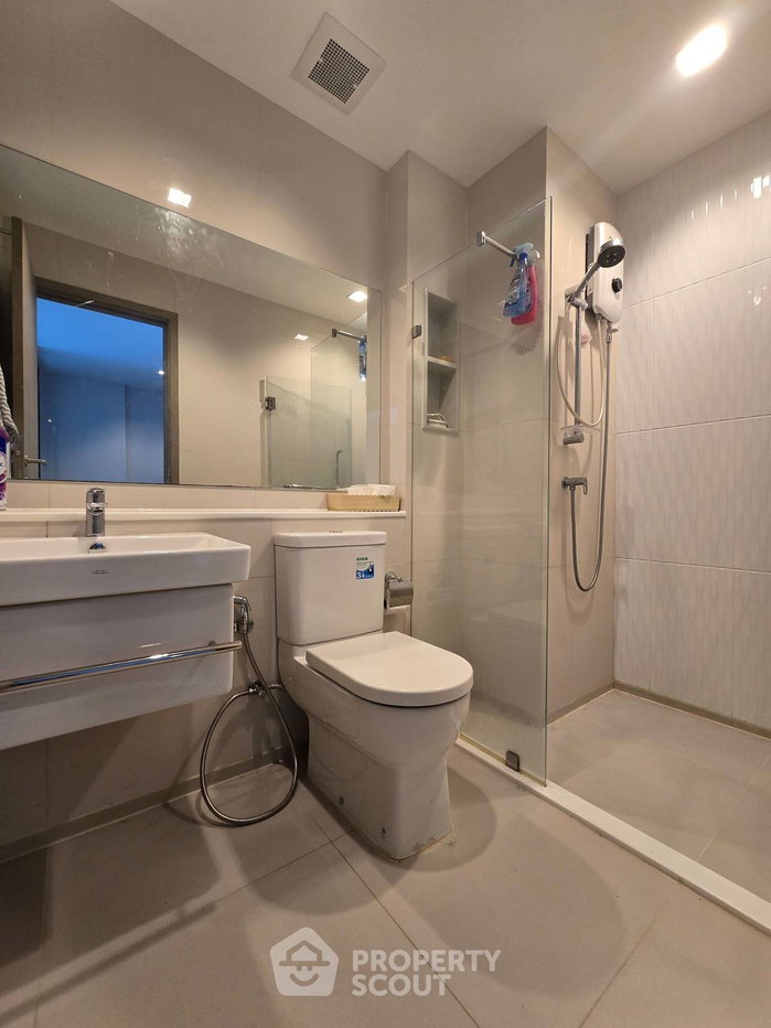 picture 1-BR Condo at Life Asoke - Rama 9 near MRT Phra Ram 9 (ID 1719542) - 7/12
