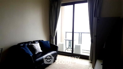 Condos for sale : 1-BR Condo, Unixx South Pattaya, 25th-Floor in Phra Tamnak (ID 1326743)