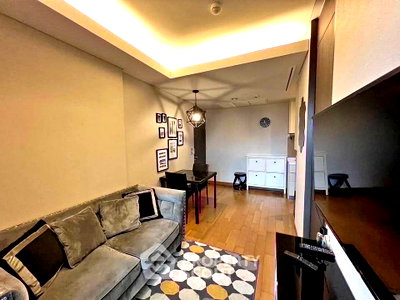 Condos for rent : 1-BR 32 Sqm Condo At The Lumpini 24, 3rd-Floor, Near BTS Phrom Phong (ID 2621717)