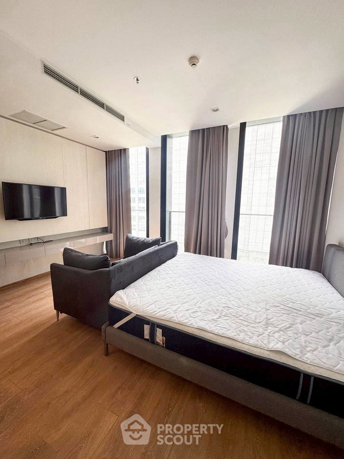 picture 1-BR Condo at Noble Ploenchit near BTS Phloen Chit (ID 2454444) - 1/8