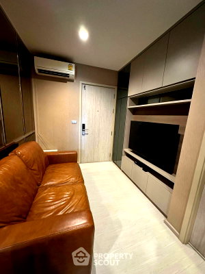 คอนโด BTS เอกมัย : คอนโด 1-ห้องนอน ที่ ริทึ่ม สุขุมวิท 36-38 ใกล้ BTS ทองหล่อ (ID 2130847)