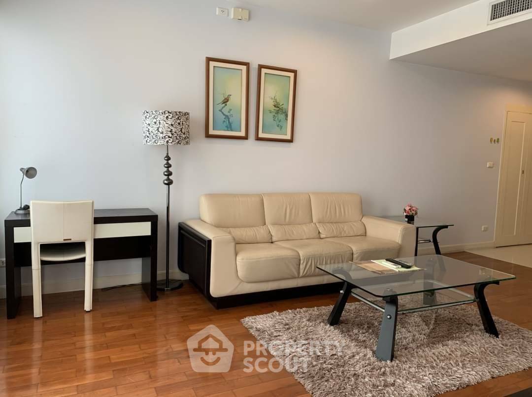 picture 1-BR Condo at Siri Residence Sukhumvit near BTS Phrom Phong (ID 994162) - 3/13