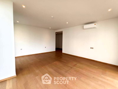 ขายคอนโด : คอนโด 3-ห้องนอน ที่ เวีย 34 ใกล้ BTS ทองหล่อ (ID 2836888)