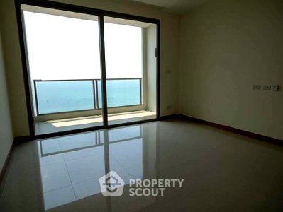 Condos for sale : 1-BR Condo The Riviera Jomtien High-Floor 37th (32 Sqm) (ID 995778)